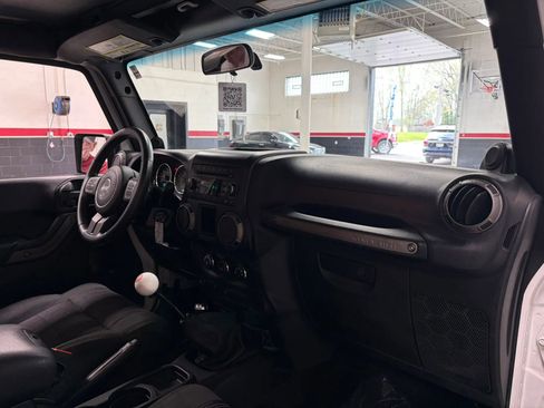 Used 2012 Jeep Wrangler Sport image 22