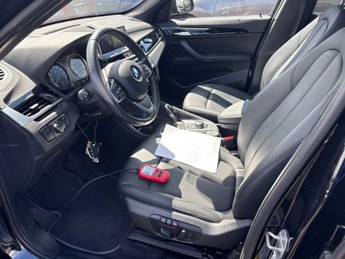 Used 2021 BMW X1 sDrive28i w/ Convenience Package FWD image 6