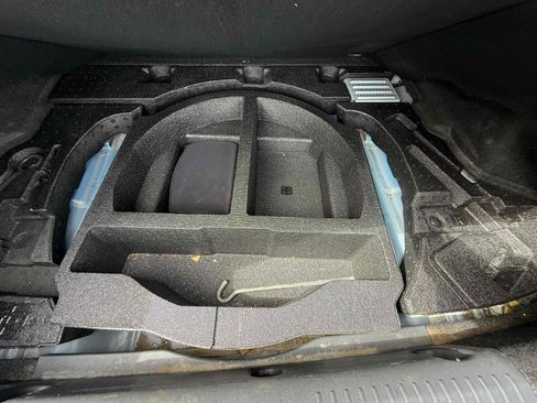 Used 2022 Toyota GR86 Premium RWD image 87