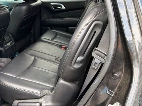 Used 2015 Nissan Pathfinder SL w/ Cargo Package FWD image 15