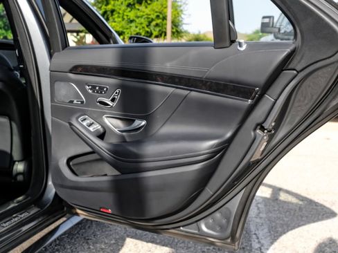 Used 2016 Mercedes-Benz S 550 Sedan image 42