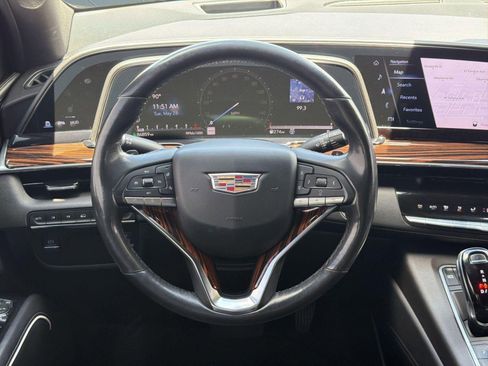 Used 2021 Cadillac Escalade Premium Luxury w/ LPO, Radiant Package AWD/4WD image 22