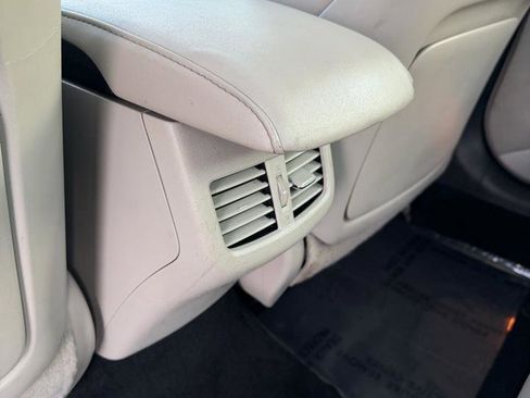 Used 2010 Lexus ES 350 image 41