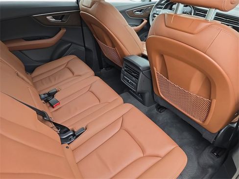 Used 2025 Audi Q7 3.0T Premium w/ Convenience Package image 13