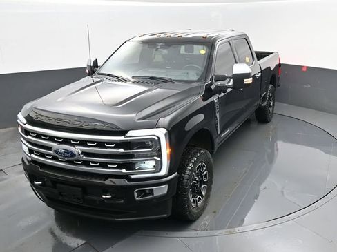 Used 2023 Ford F250 Platinum image 21