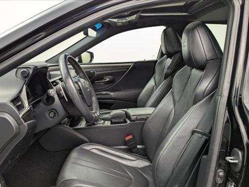 Used 2019 Lexus ES 350 F Sport image 16