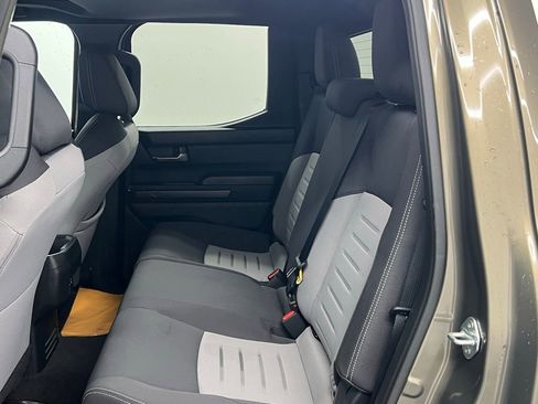 Used 2024 Toyota Tacoma TRD Sport w/ TRD Sport Upgrade Package image 12