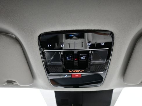 Used 2025 Hyundai Santa Fe Calligraphy AWD/4WD image 18