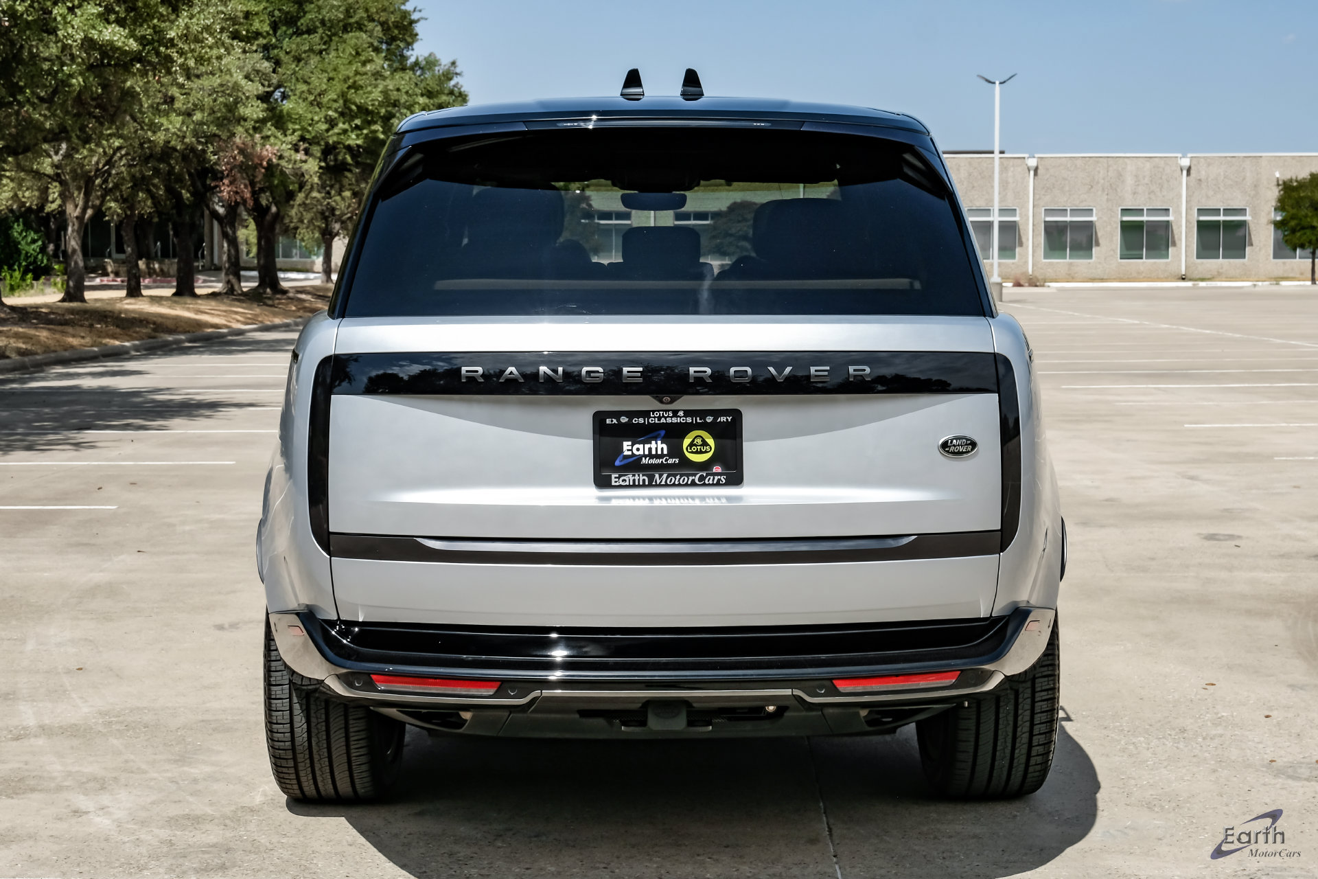 Used 2023 Land Rover Range Rover SE AWD/4WD image 13