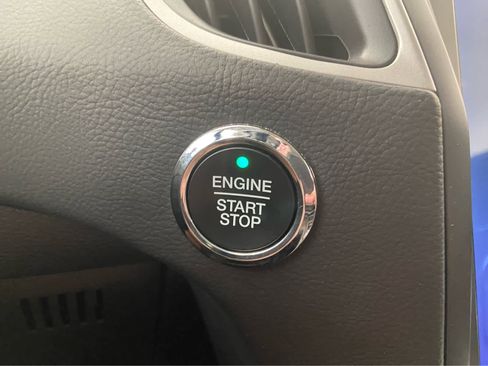 Used 2024 Ford Edge SEL image 40