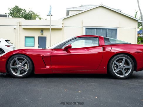 Used 2006 Chevrolet Corvette Coupe w/ Preferred Equipment Group RWD image 15