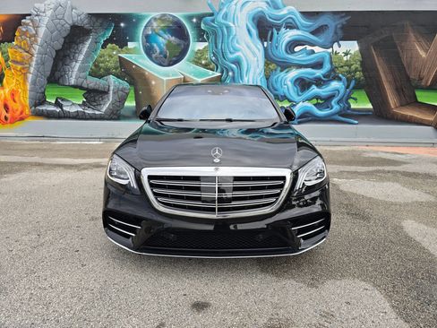Used 2019 Mercedes-Benz S 560 4MATIC Sedan image 3