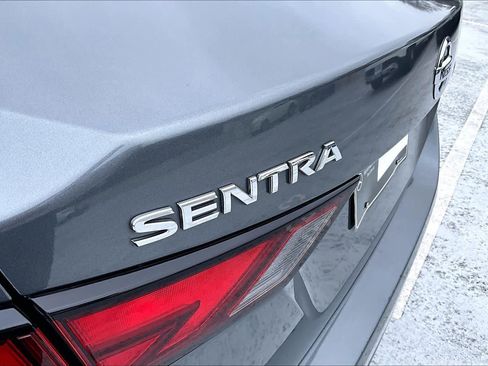 Used 2021 Nissan Sentra SV image 30