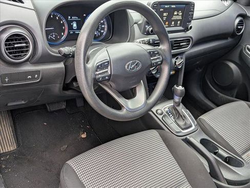 Used 2019 Hyundai Kona SE image 9