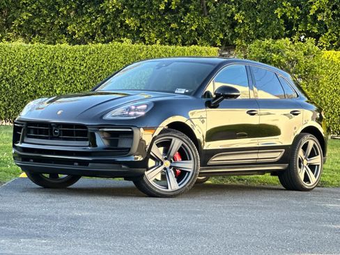 New 2025 Porsche Macan S AWD/4WD image 1