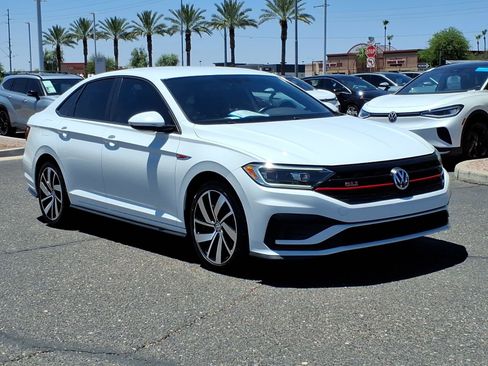Used 2019 Volkswagen Jetta GLI FWD image 1