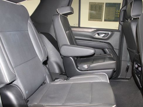 Used 2024 Chevrolet Tahoe Premier image 35