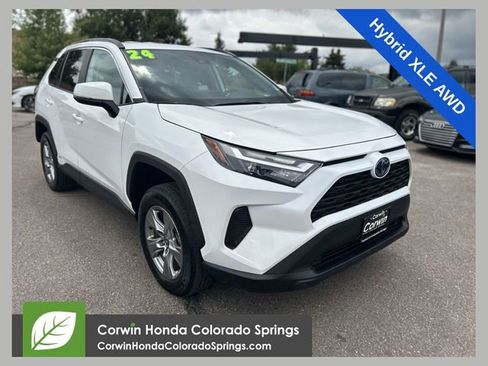 Used 2024 Toyota RAV4 XLE image 1