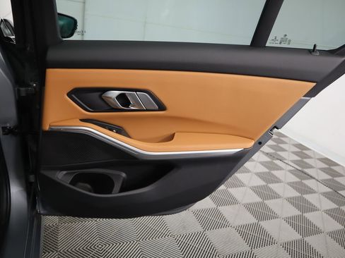 Certified 2023 BMW 330i Sedan w/ Convenience Package image 28