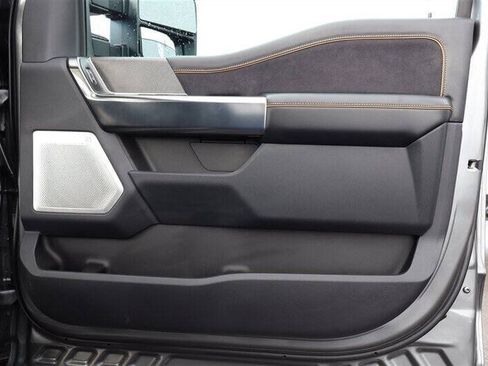 Used 2024 Ford F350 Platinum AWD/4WD image 27