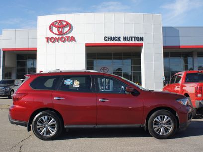 Used 2020 Nissan Pathfinder SV