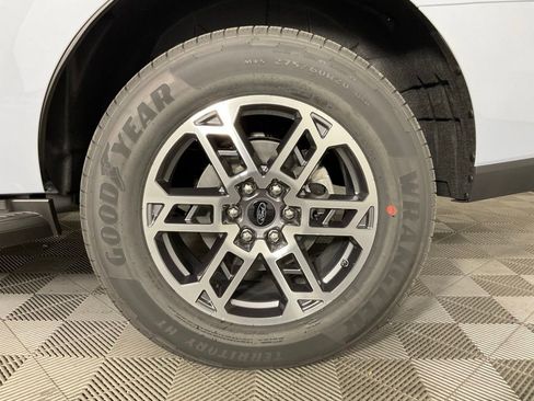 New 2026 Ford Expedition Active RWD image 10