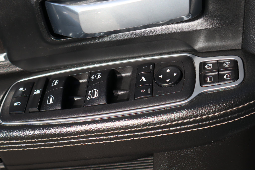 Used 2024 RAM 2500 Laramie w/ Sport Appearance Package AWD/4WD image 20