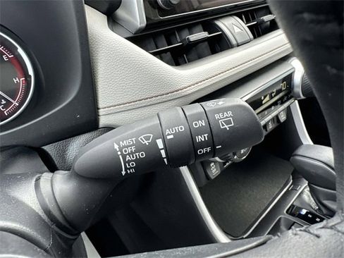 Used 2024 Toyota RAV4 XLE image 37