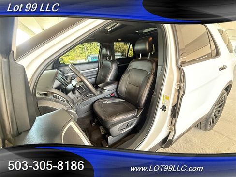 Used 2016 Ford Explorer Sport w/ Equipment Group 401A AWD/4WD image 11