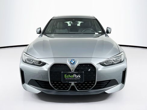 Used 2024 BMW i4 xDrive40i AWD/4WD image 2
