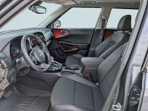 Used 2022 Kia Soul Turbo FWD image 18