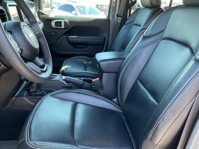 Used 2023 Jeep Gladiator Sport AWD/4WD image 5