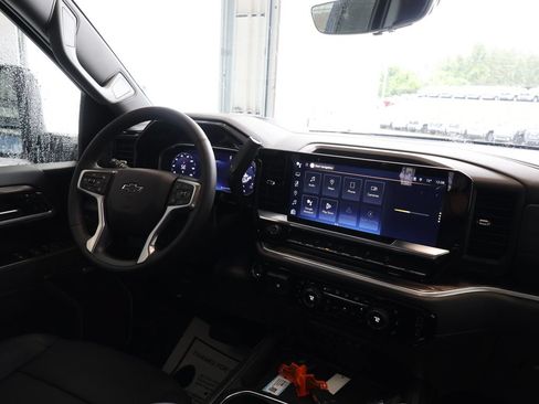New 2026 Chevrolet Silverado 2500 LTZ w/ LTZ Plus Package AWD/4WD image 34