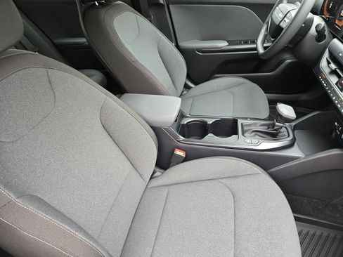 New 2026 Kia K4 FWD image 11