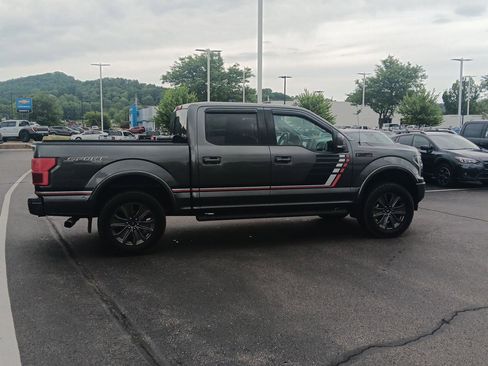 Used 2018 Ford F150 Lariat w/ Equipment Group 502A Luxury AWD/4WD image 4