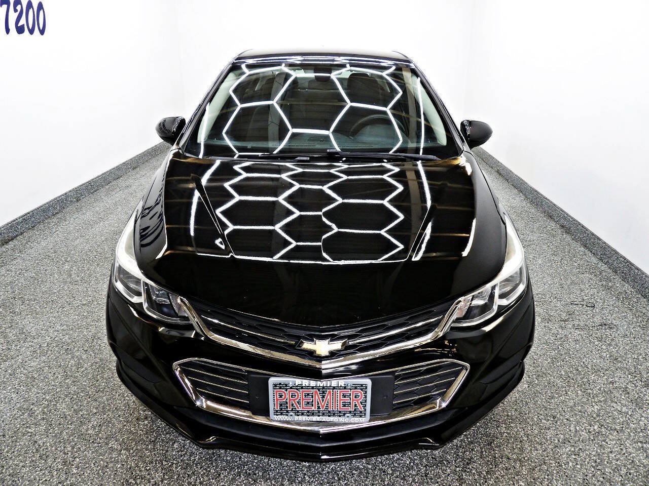 Used 2017 Chevrolet Cruze LS FWD image 2