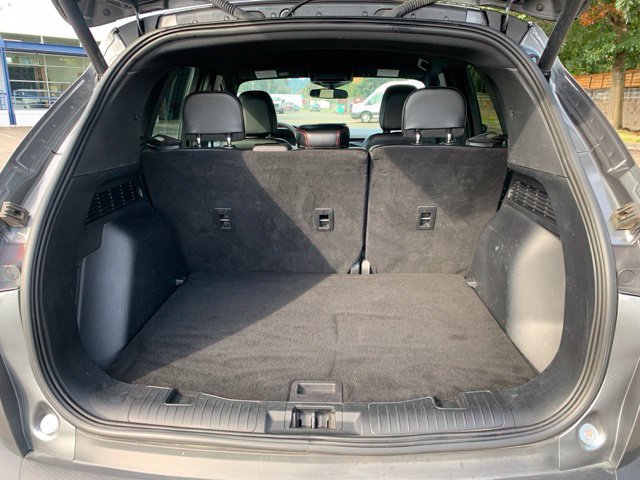Used 2025 Ford Escape ST-Line Select AWD/4WD image 4