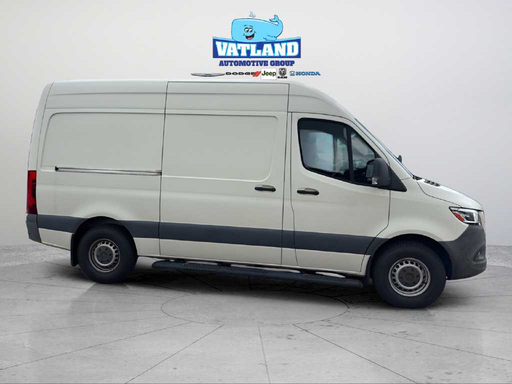 Used 2020 Mercedes-Benz Sprinter 2500 image 6