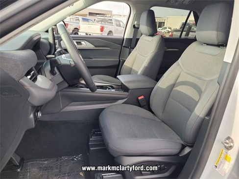 New 2026 Ford Explorer Active image 5