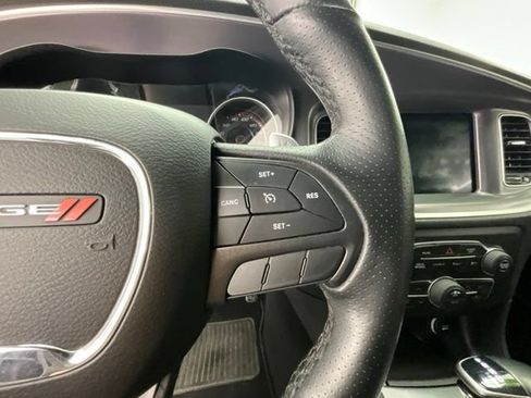Used 2019 Dodge Charger Scat Pack RWD image 18