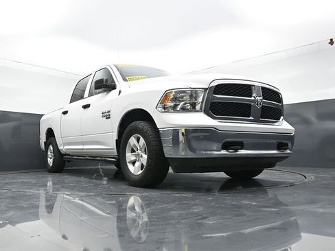 Used 2022 RAM 1500 Classic SLT AWD/4WD image 48