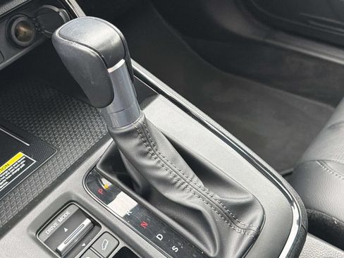 Used 2025 Honda CR-V EX-L image 24