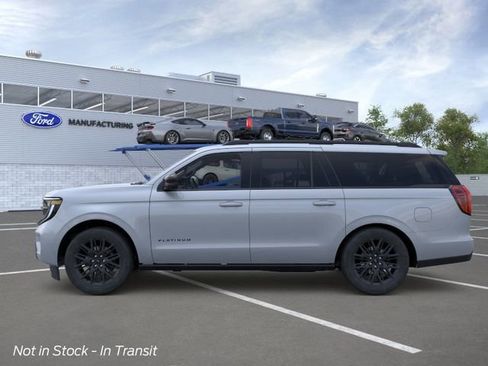 New 2026 Ford Expedition Max Platinum w/ Stealth Appearance Package AWD/4WD image 4
