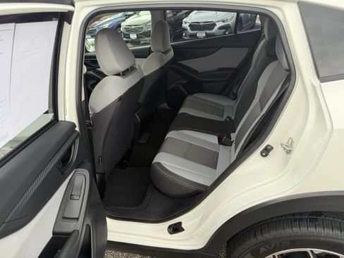 Used 2018 Subaru Crosstrek 2.0i Premium AWD/4WD image 9