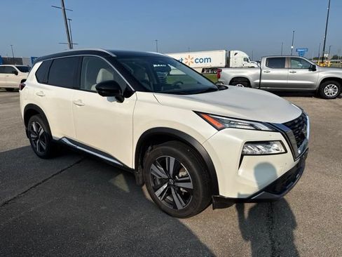 Used 2023 Nissan Rogue SL AWD/4WD image 6