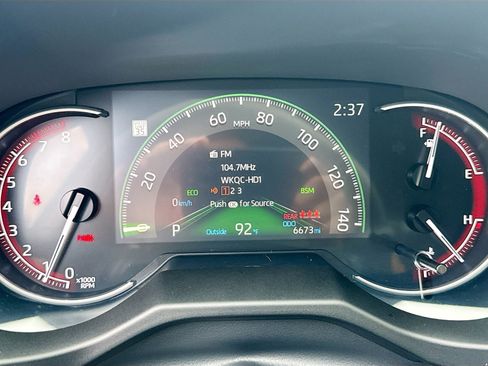 Used 2025 Toyota RAV4 XLE Premium AWD/4WD image 16