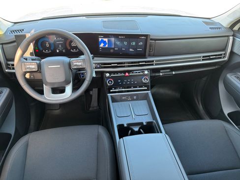 New 2026 Hyundai Santa Fe SE image 10