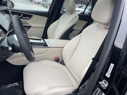 New 2026 Mercedes-Benz GLC 300 4MATIC image 21