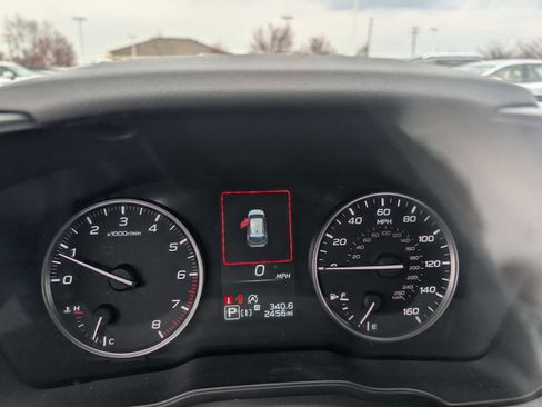 Certified 2025 Subaru Crosstrek 2.0i Premium image 9