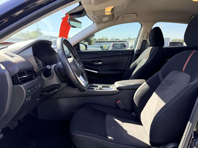 Used 2022 Nissan Sentra SR w/ Electronics Package FWD image 16